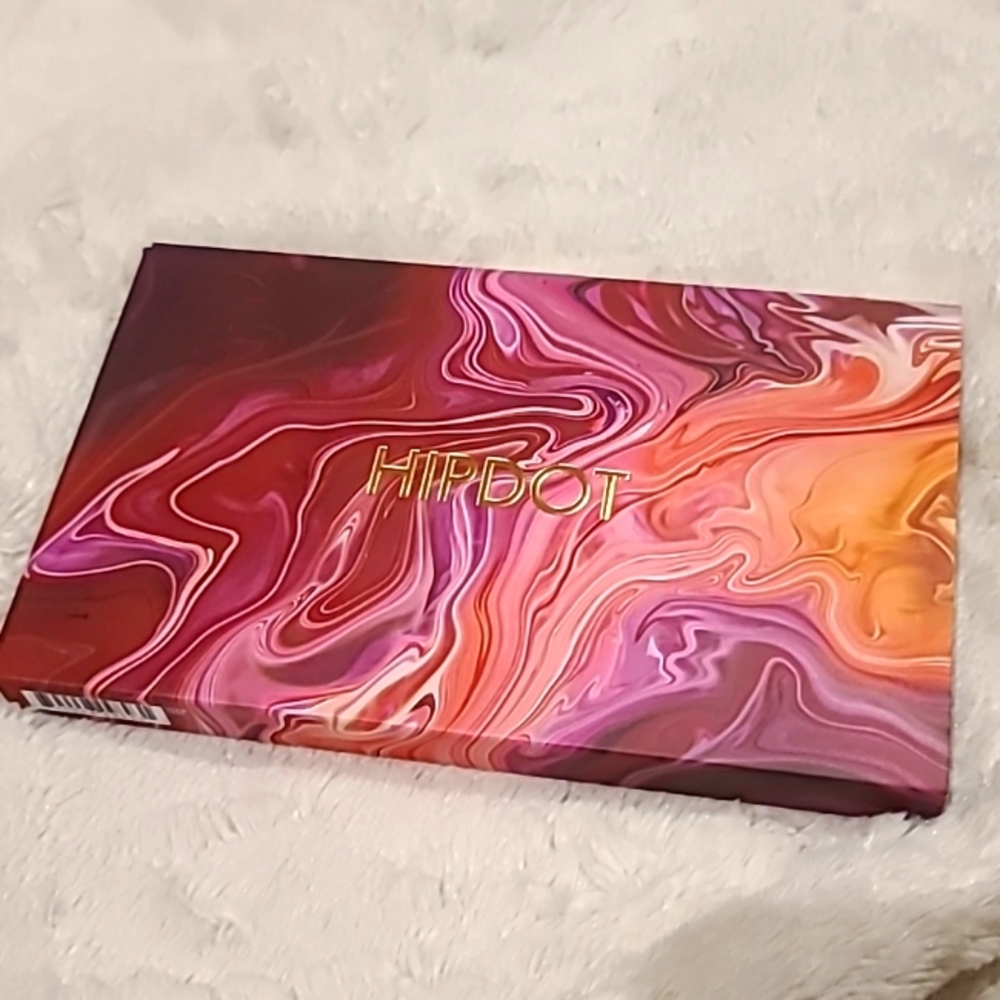 Hipdot Zion eyeshadow palette